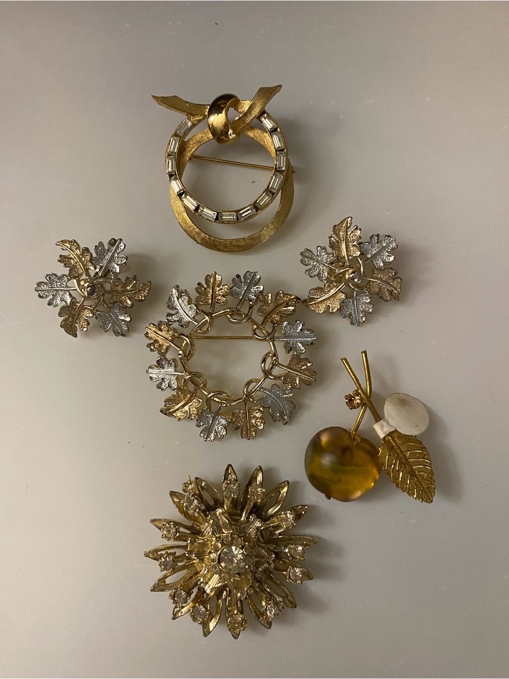 Gold and Silver Leaf Brooch Set - Women Jewelry Sarahoo, Austria, Pel stamped